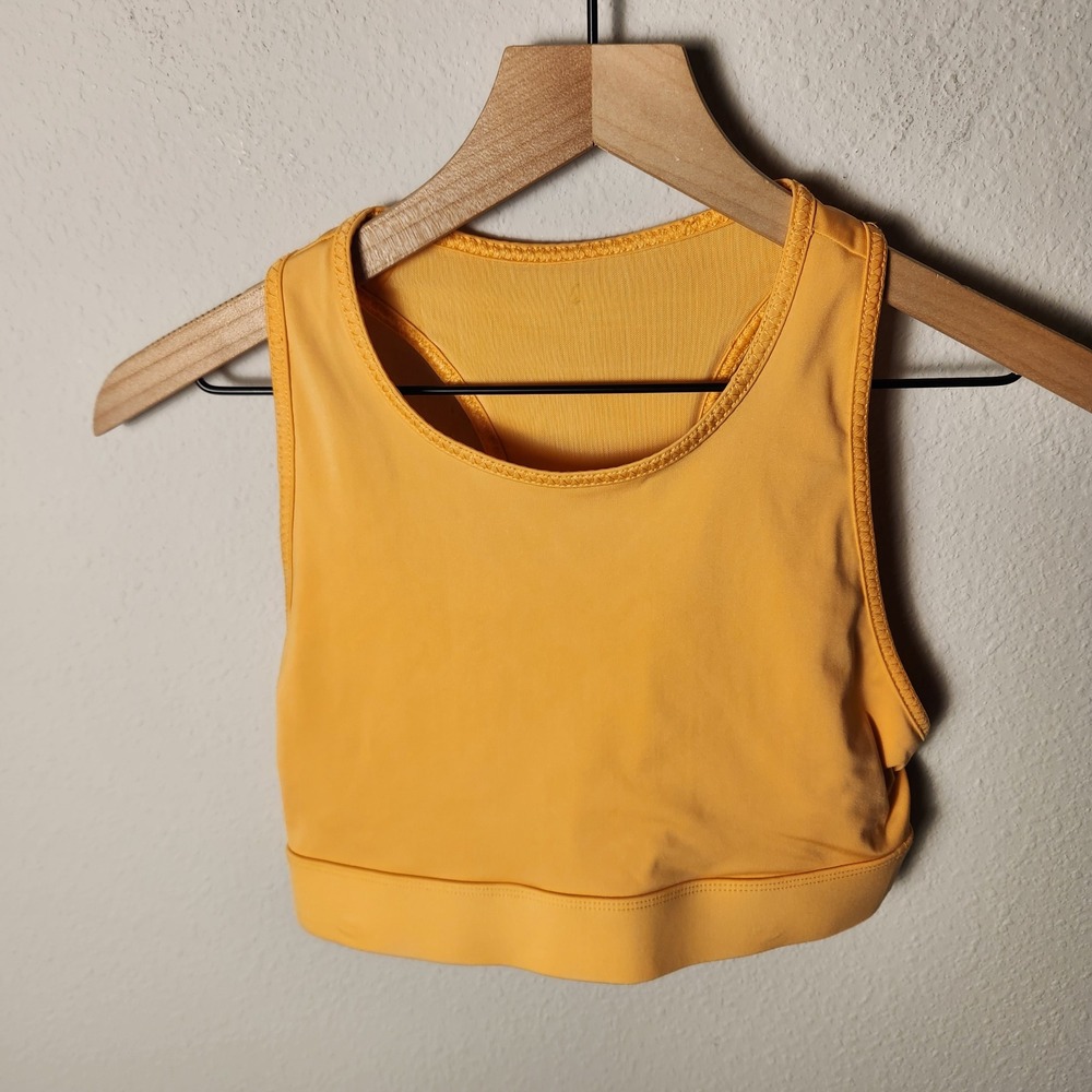 Fabletics Orange High Neck Racerback Sports Bra Back Pocket Size M BA2038894
